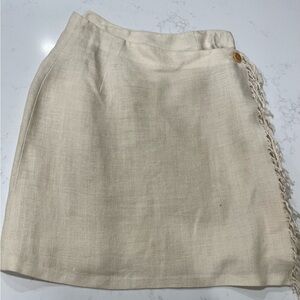 CALVIN KLEIN Linen Mini Skirt with Fringe. Size 6 but runs small